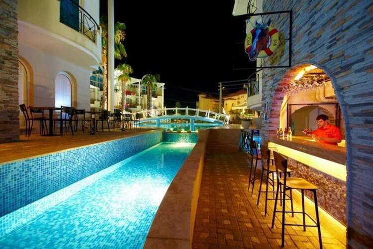 Seahorse Deluxe Hotel & Residence