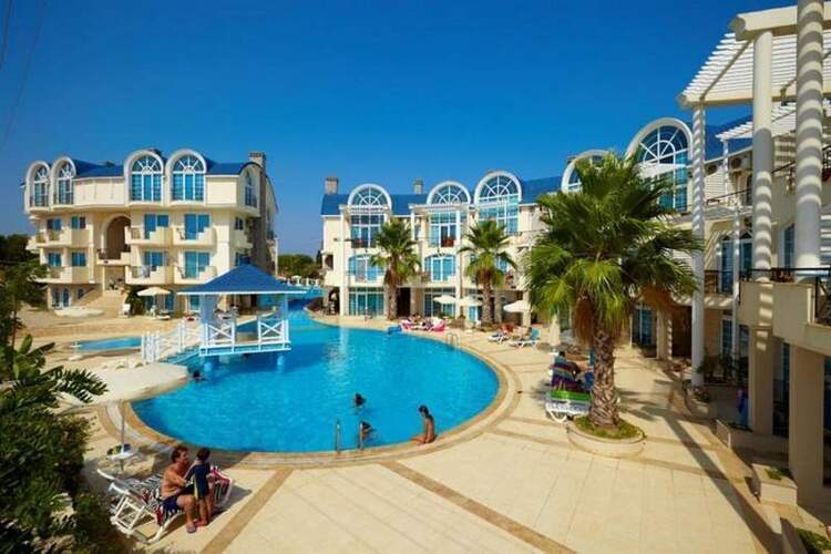 Seahorse Deluxe Hotel & Residence
