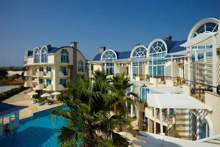 Seahorse Deluxe Hotel & Residence