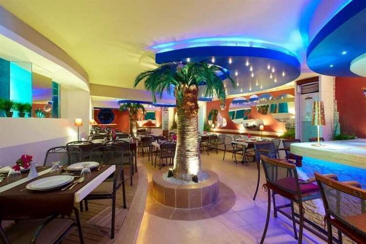 Seahorse Deluxe Hotel & Residence