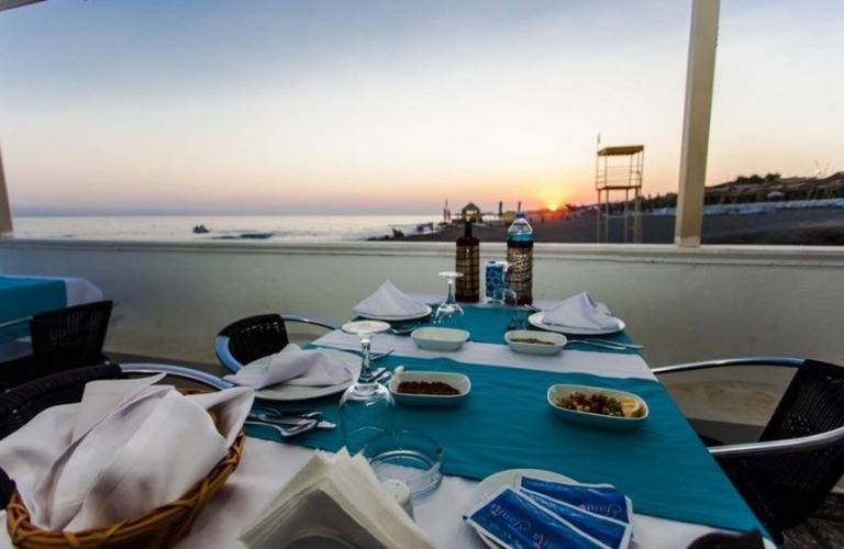 The Garden Beach Hotel (Ex. Ganita Garden Suite)