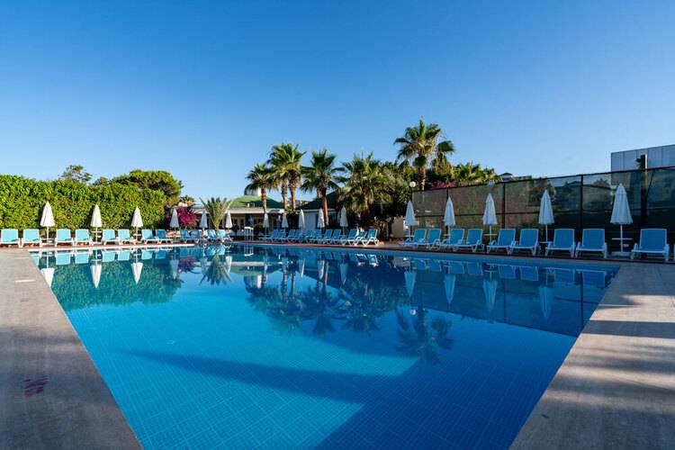 The Garden Beach Hotel (Ex. Ganita Garden Suite)