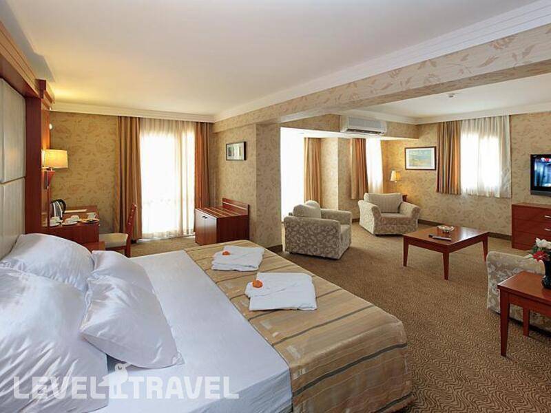 Фотография Julian Club Hotel