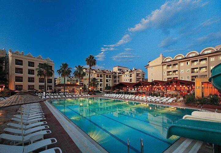 Julian Club Hotel