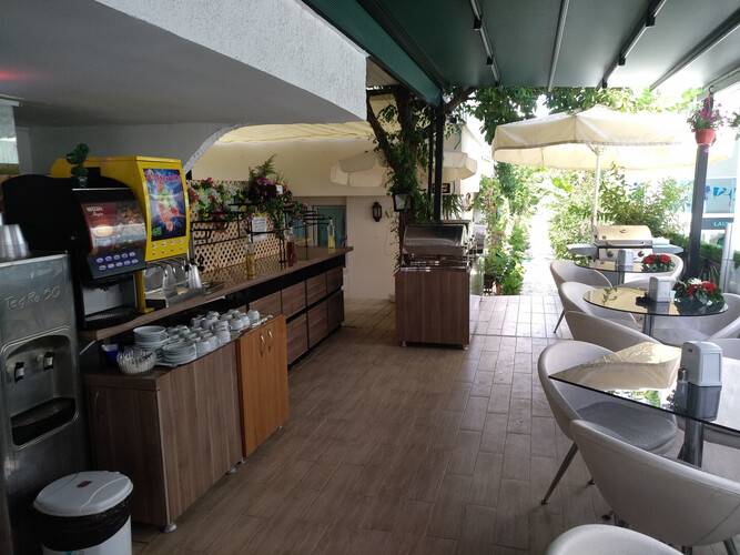 Romeo Beach Hotel