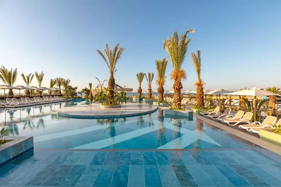 Kirman Belazur Resort & Spa