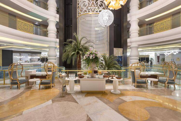 Kirman Belazur Resort & Spa