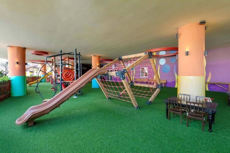 Kirman Belazur Resort & Spa