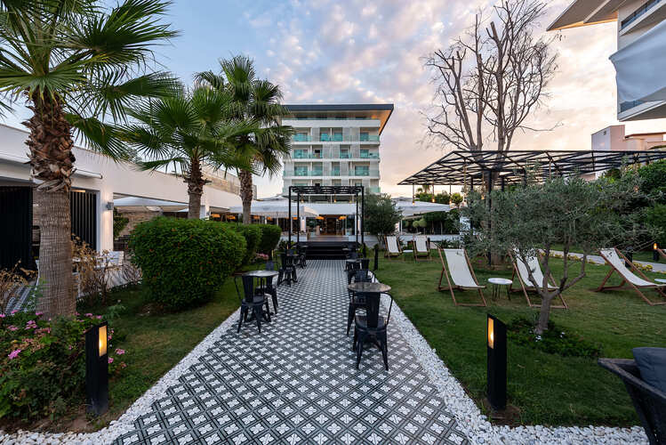 White City Resort & Spa