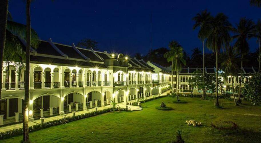 Rayaburi Resort (Racha Island)