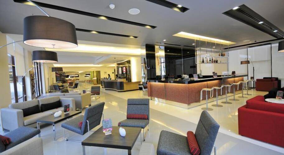 Ibis Bangkok Sukhumvit 4 (Ex. Ibis Bangkok Nana)