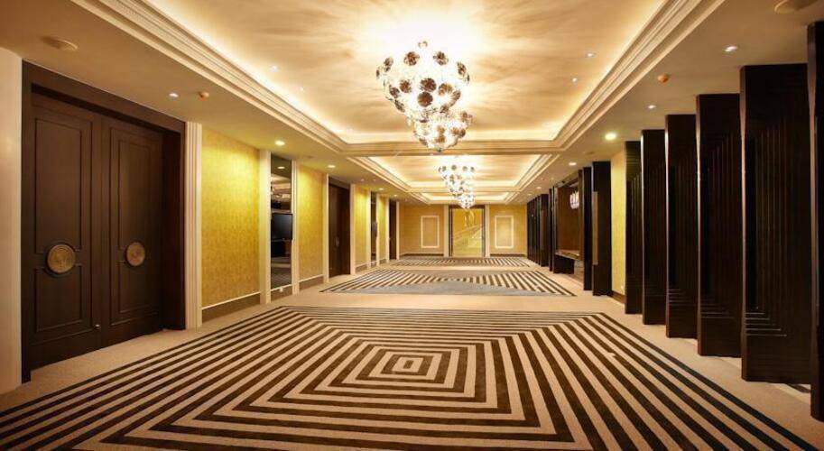 Bangkok Chada Hotel