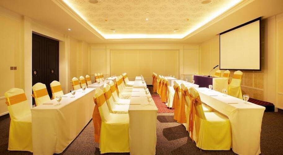 Bangkok Chada Hotel