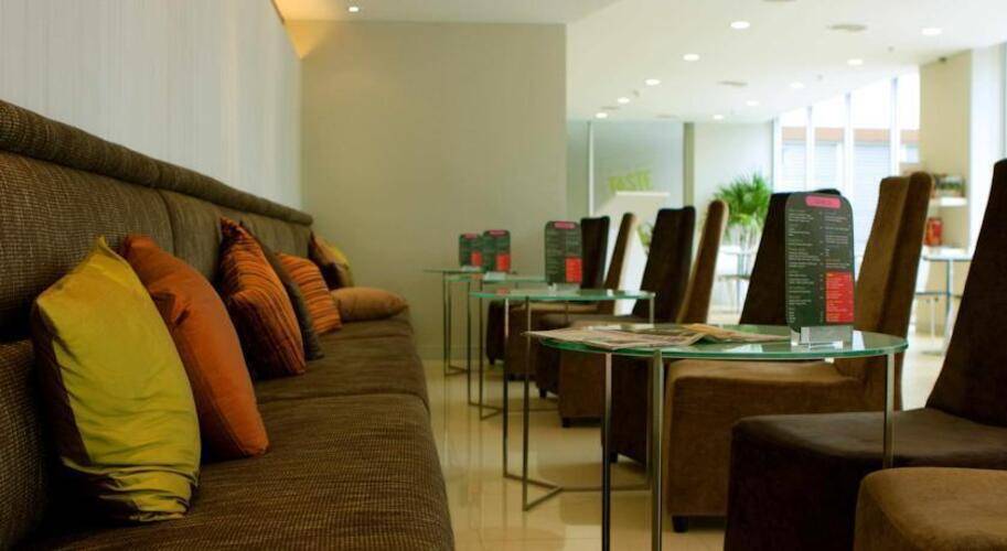 Ibis Bangkok Sathorn Hotel