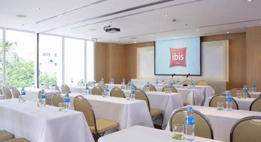 Ibis Bangkok Sathorn Hotel