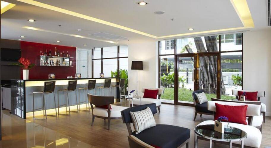 Ibis Bangkok Riverside