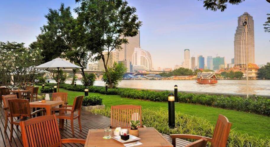 Ibis Bangkok Riverside