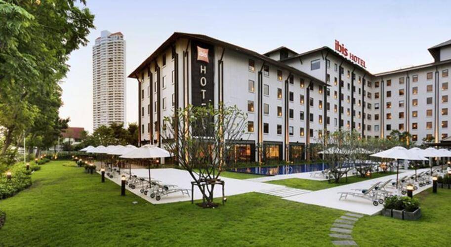 Ibis Bangkok Riverside