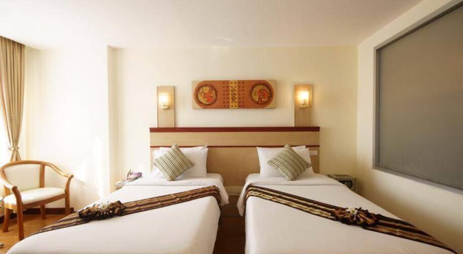 Eastern Grand Palace Hotel