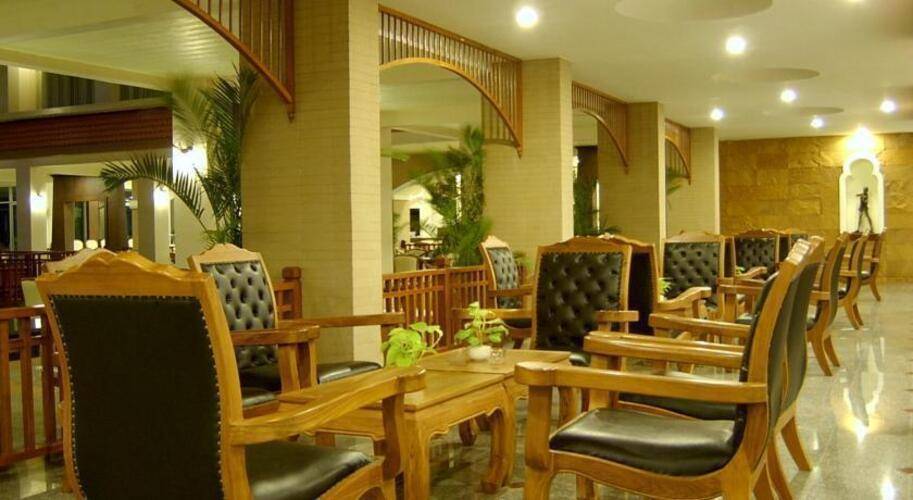 Eastern Grand Palace Hotel