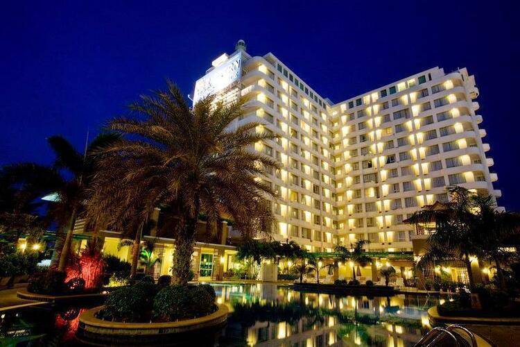 Eastern Grand Palace Hotel