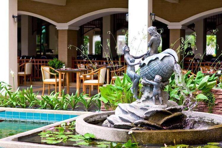 Eastern Grand Palace Hotel