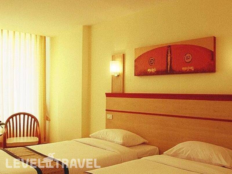 Фотография Eastern Grand Palace Hotel