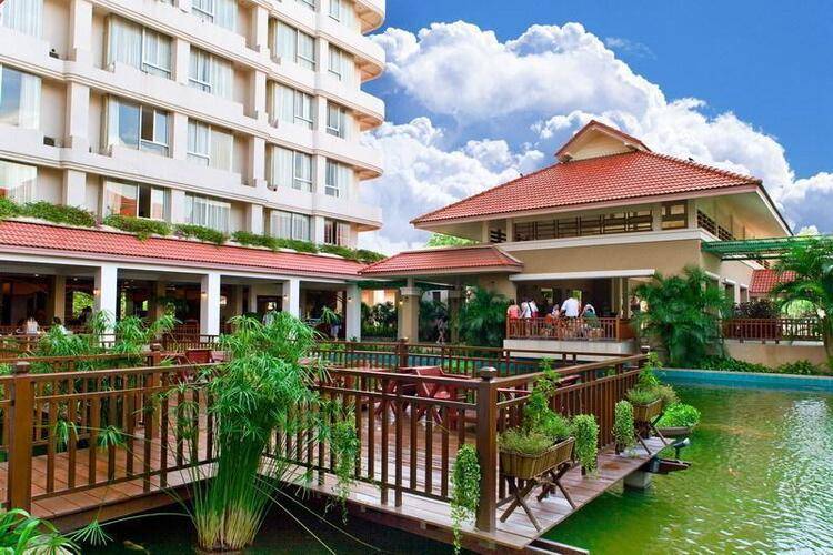 Eastern Grand Palace Hotel