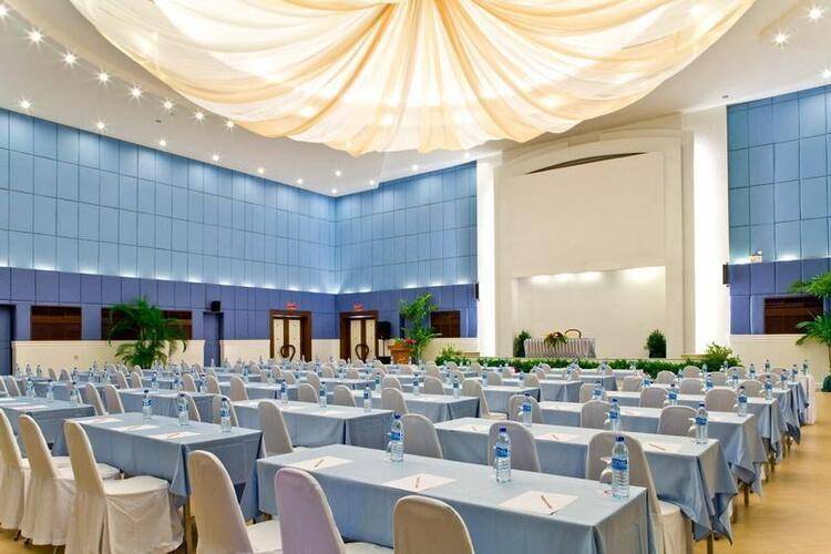 Eastern Grand Palace Hotel