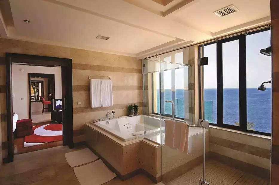 Reef Oasis Blue Bay Resort & Spa