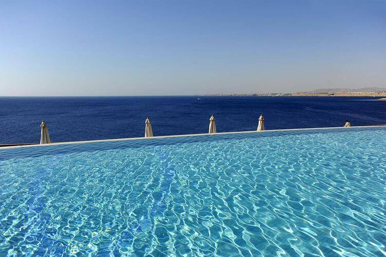 Reef Oasis Blue Bay Resort & Spa