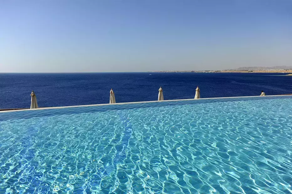 Reef Oasis Blue Bay Resort & Spa