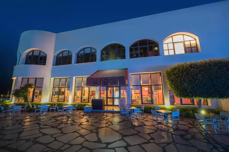 Reef Oasis Blue Bay Resort & Spa