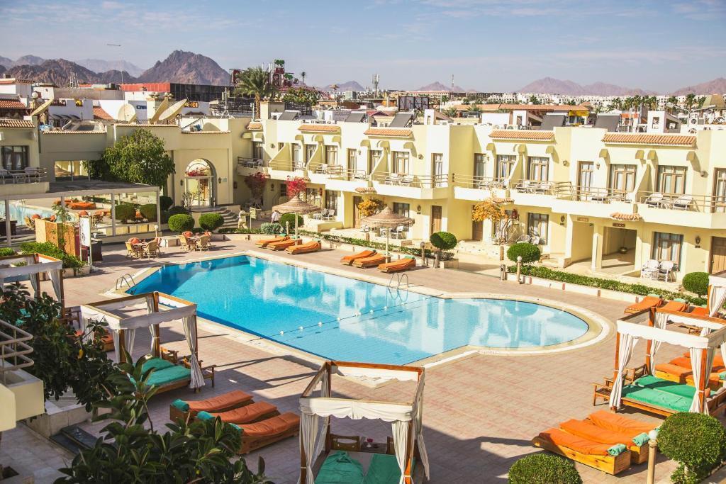Cataract Layalina Resort