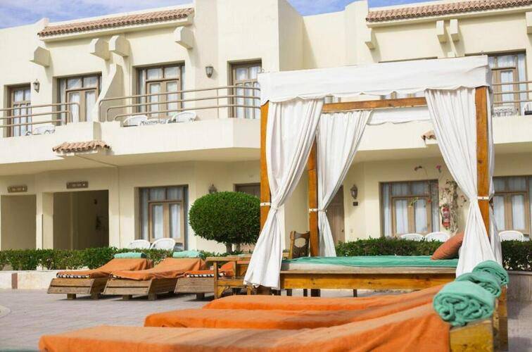 Cataract Layalina Resort