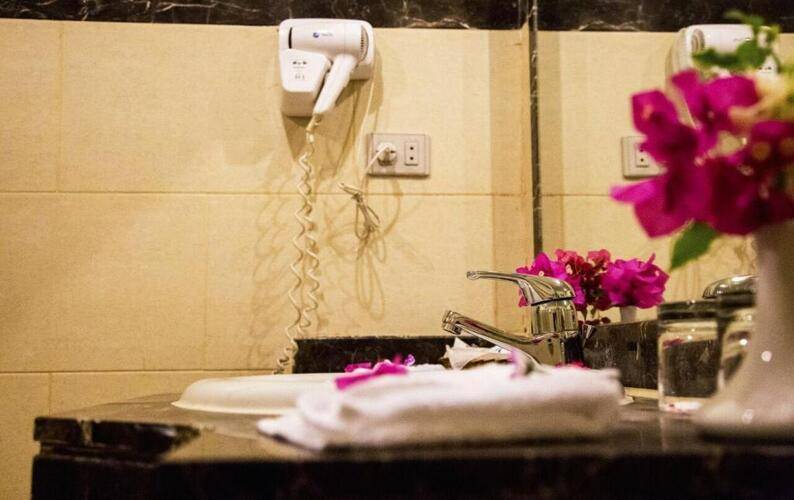 Cataract Layalina Resort