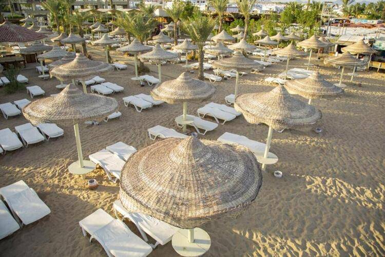 Cataract Layalina Resort