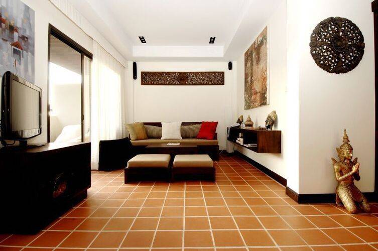Surin Gate Hotel