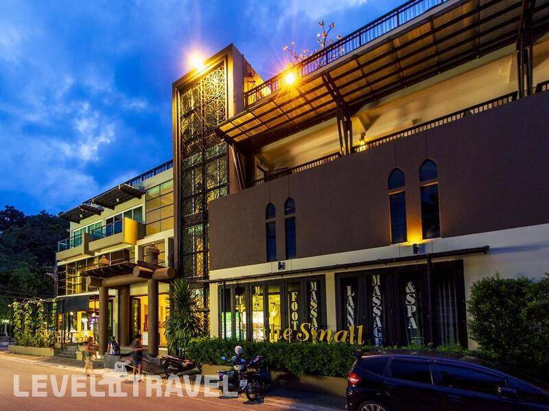 Фотография The Small Hotel