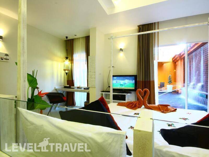 Фотография The Small Hotel