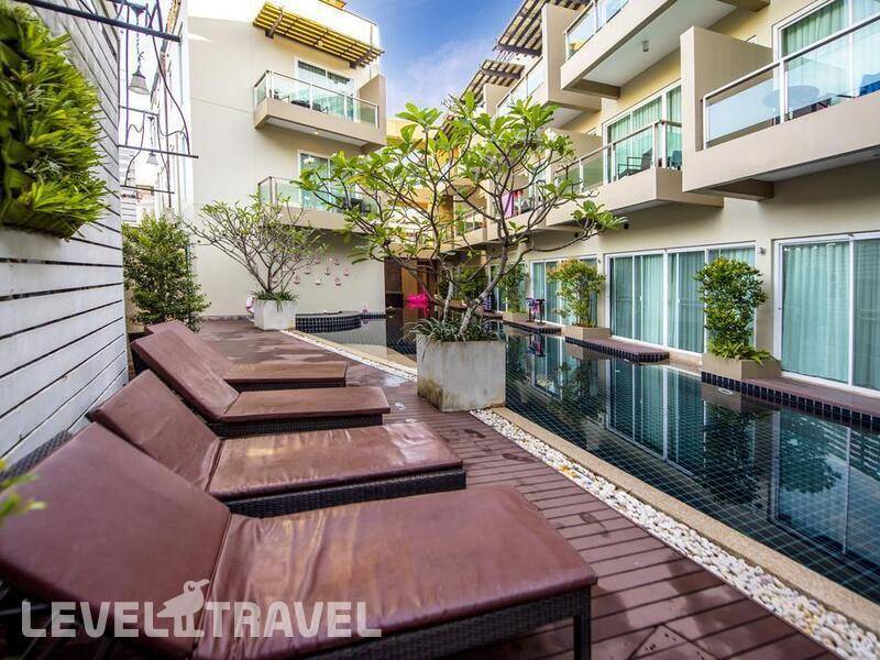 Фотография The Small Hotel