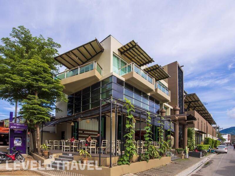 Фотография The Small Hotel