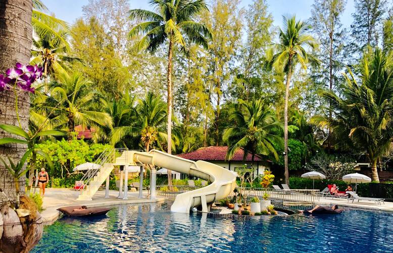 Palm Galleria Resort