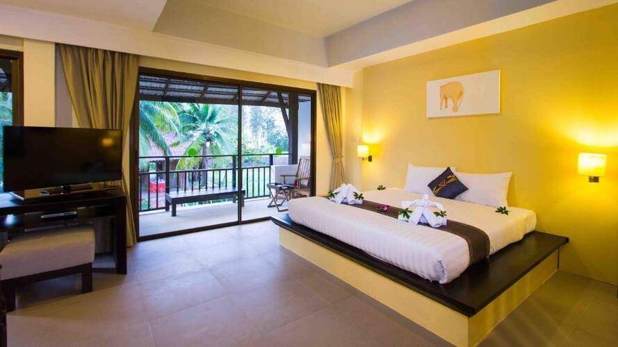 Palm Galleria Resort