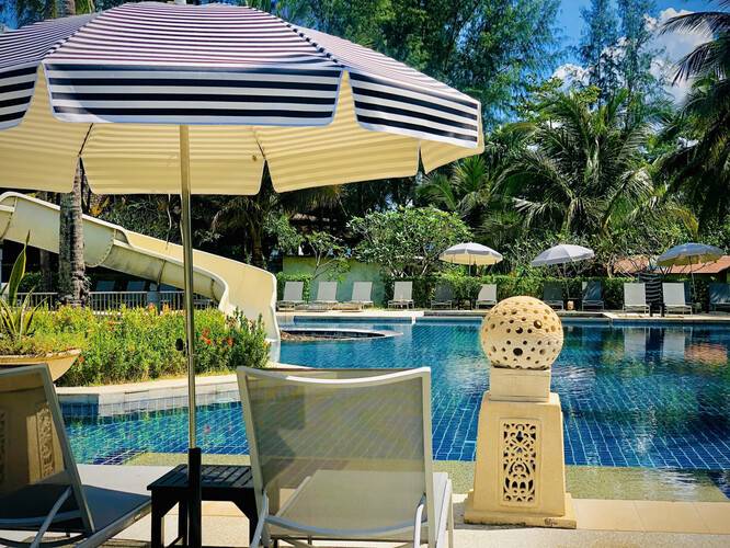 Palm Galleria Resort