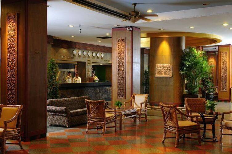 Golden Beach Hotel