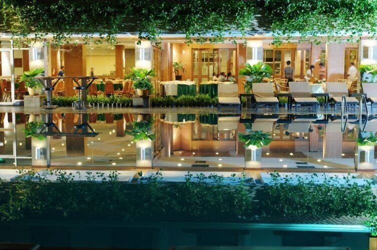 Golden Beach Hotel