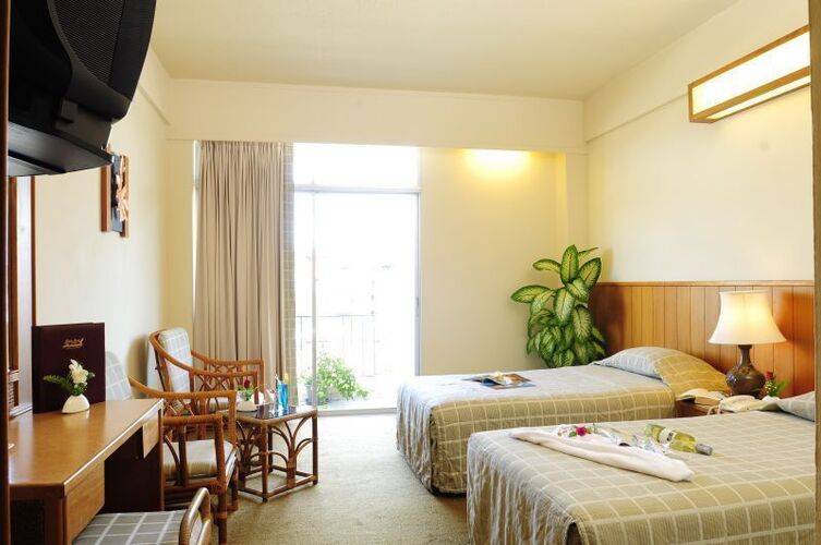 Golden Beach Hotel