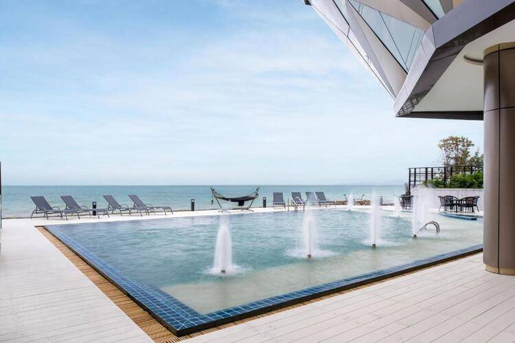 Rodina Beach Hotel (Ex. Isawanya Beach Resort)