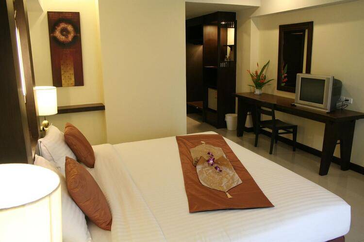 Golden Sea Pattaya